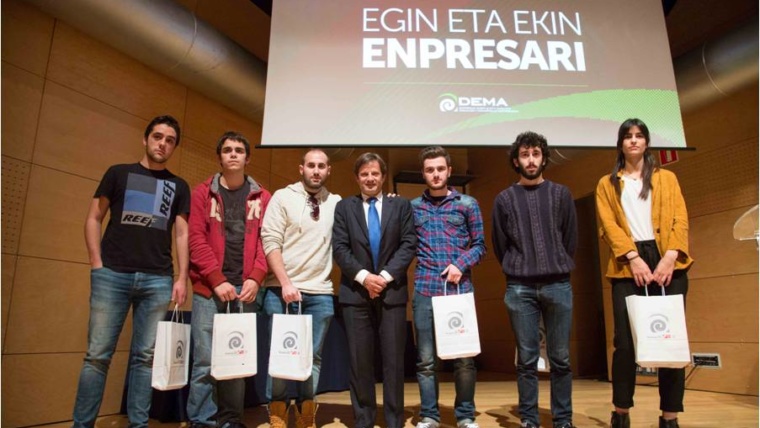 «Easytronic» premio “Egin eta Ekin – Enpresari”