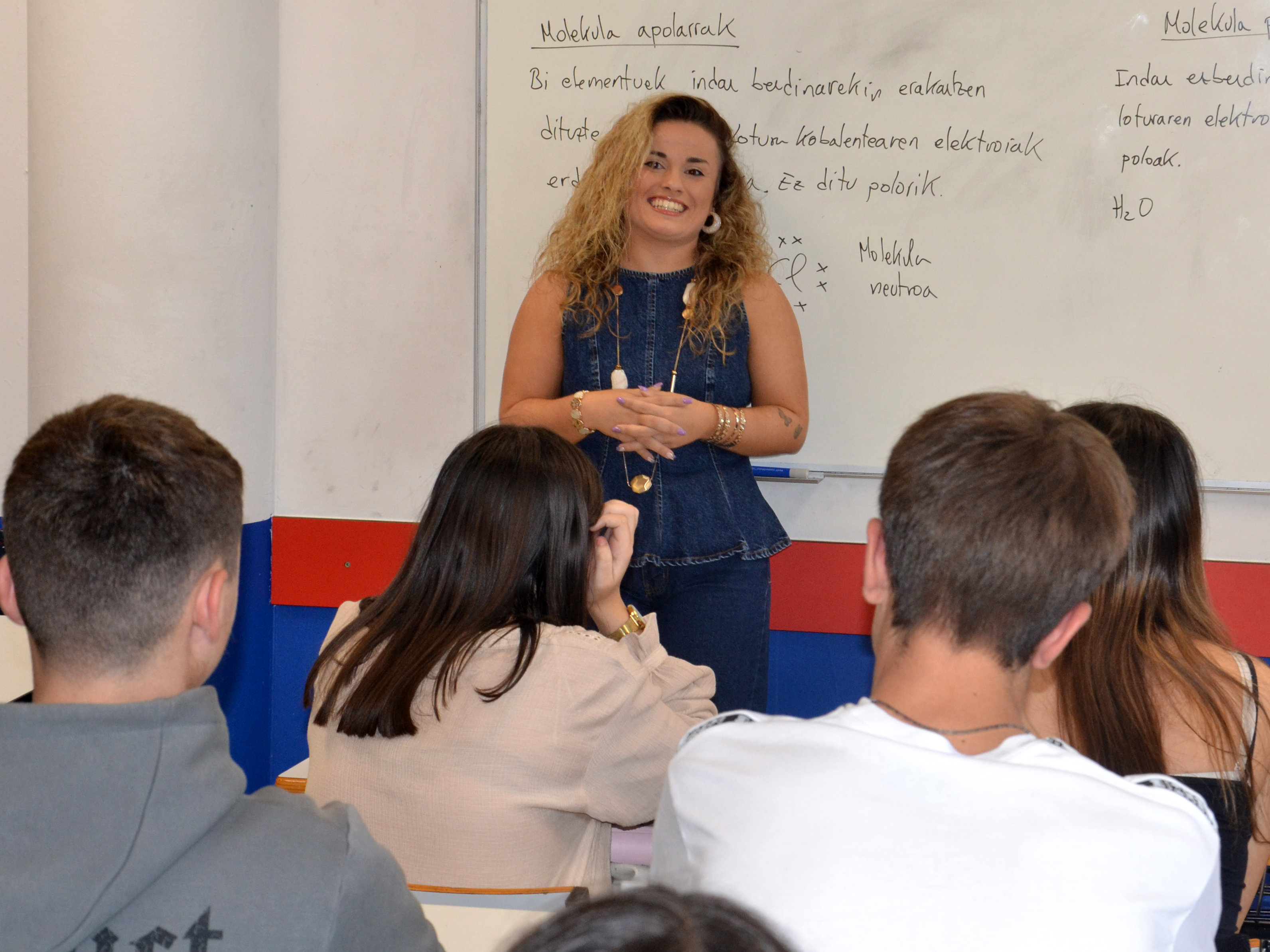 “MEJOR TE LO CUENTA UN ALUMNI”, orientación desde la experiencia
